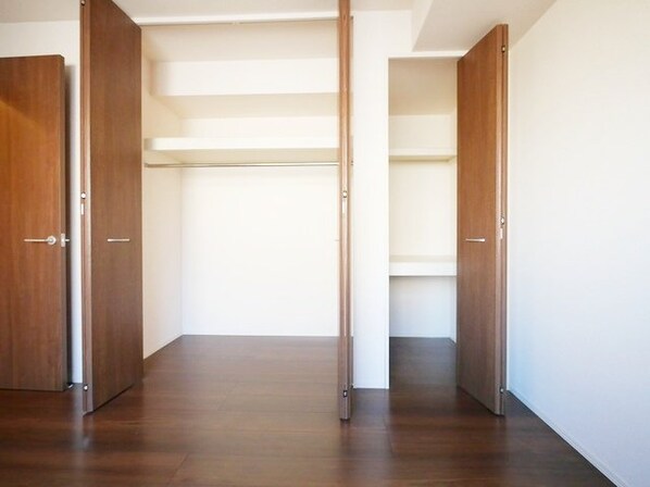 ブリュンヒルトの物件内観写真